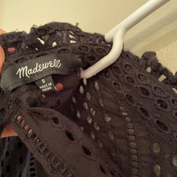 Madewell Black eyelet top - Picture 4 of 5